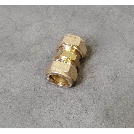 Manchon biconique laiton FF D.18